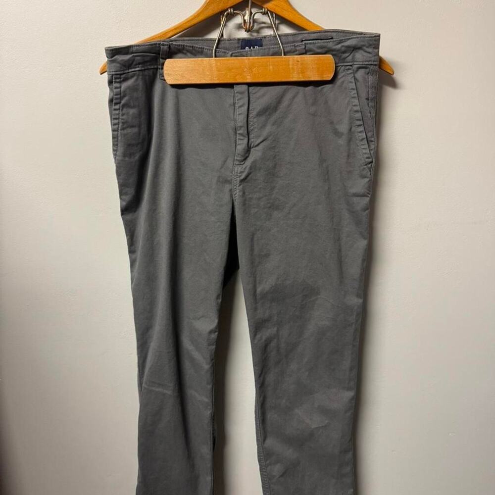 Gap relaxed girlfriend chino pants